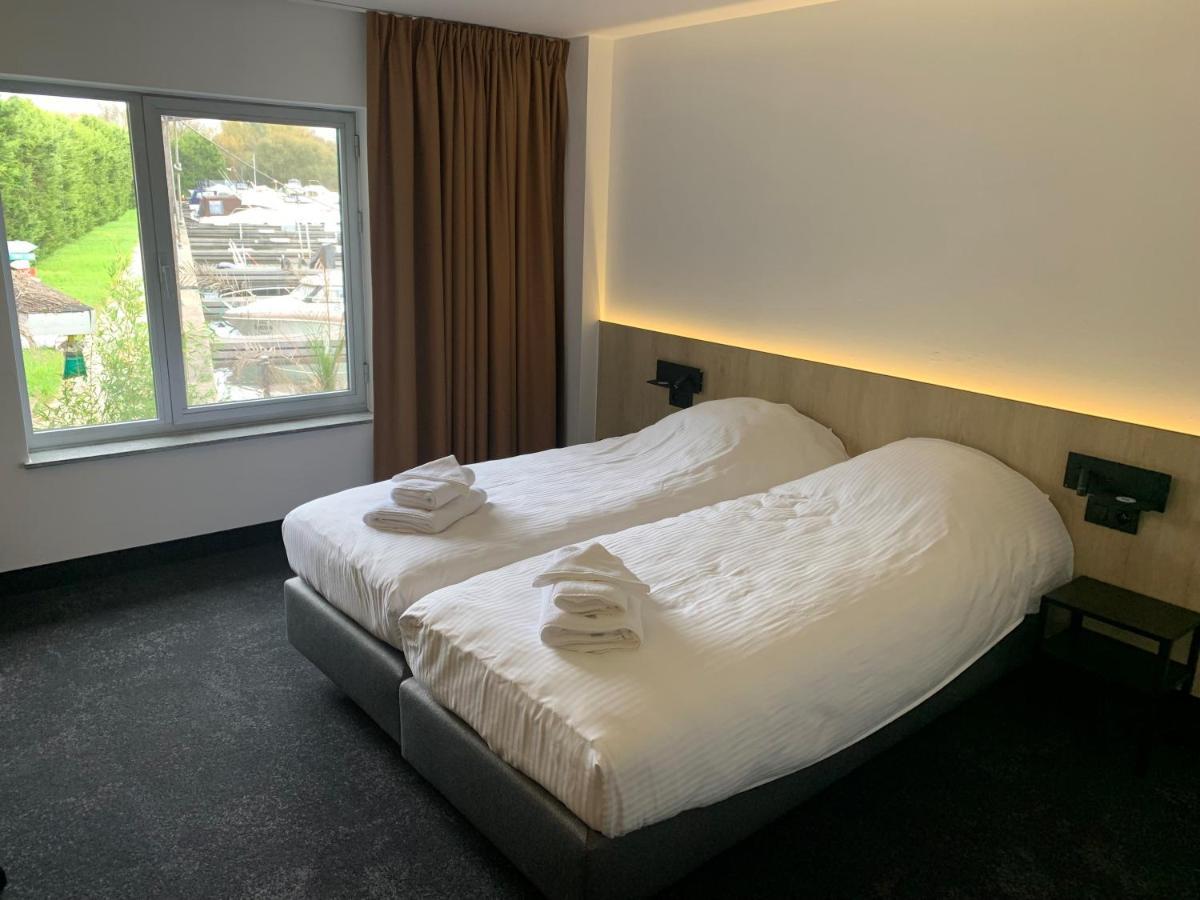 Hotel Occo à Willebroek Extérieur photo